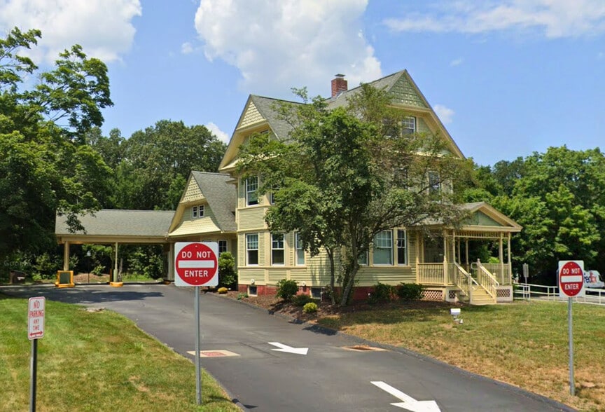 More Photos Of 2584 Dixwell Ave, Hamden Medical For Lease