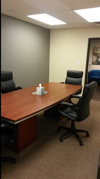 More Photos Of 8 W Dry Creek Cir, Littleton Medical For Lease