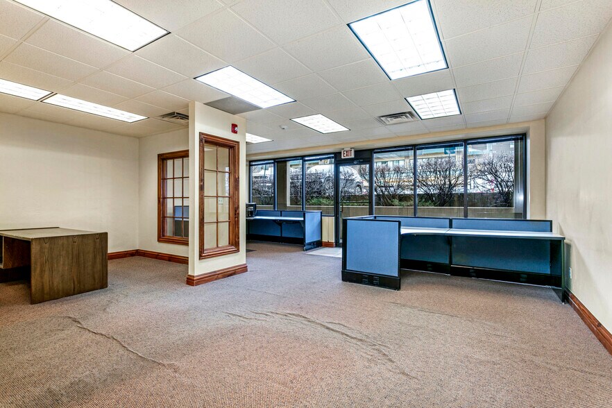 More Photos Of 30 Benchmark Rd, Avon Office For Sale