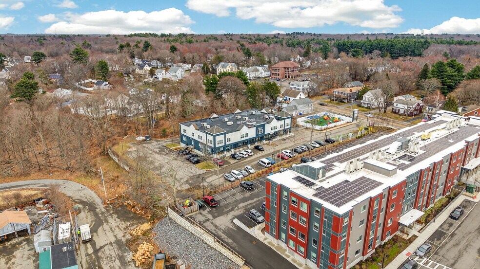 More Photos Of 140 N Franklin St, Holbrook Office For Sale