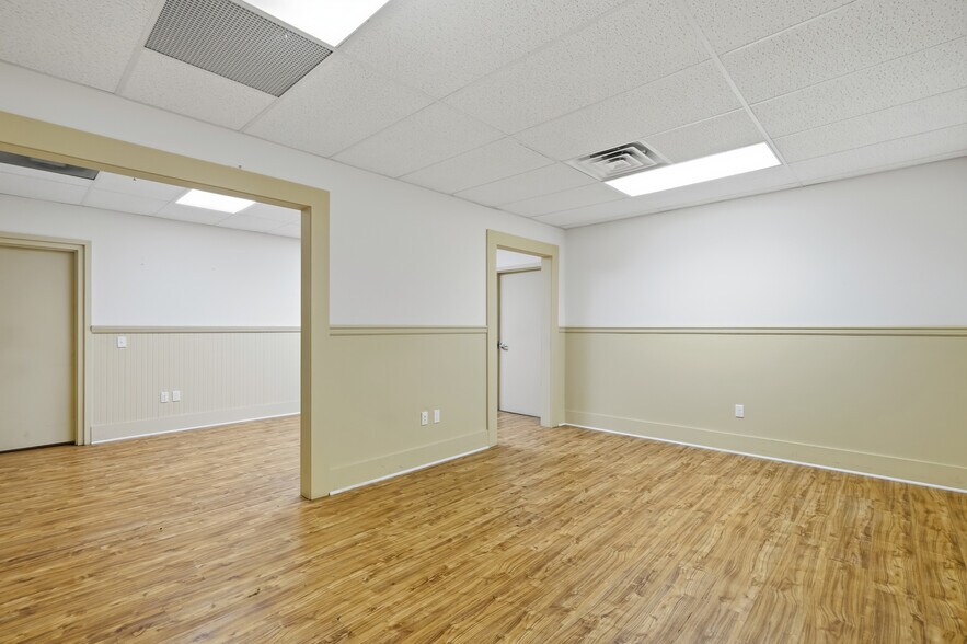 More Photos Of 242 Route 117 Bypass Road, Bedford Hills Freestanding For Lease