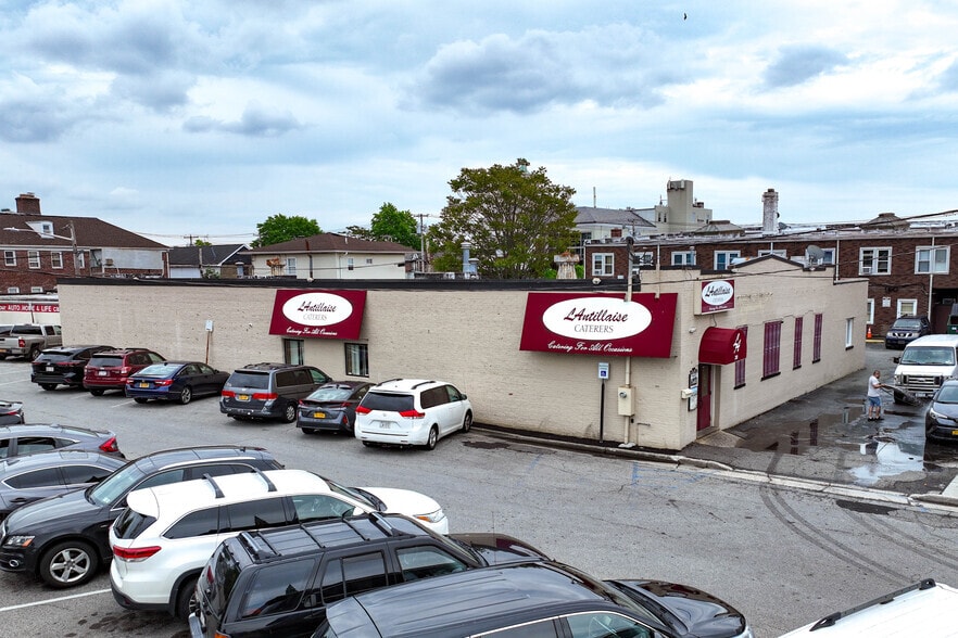 More Photos Of , Franklin Square Unknown For Sale