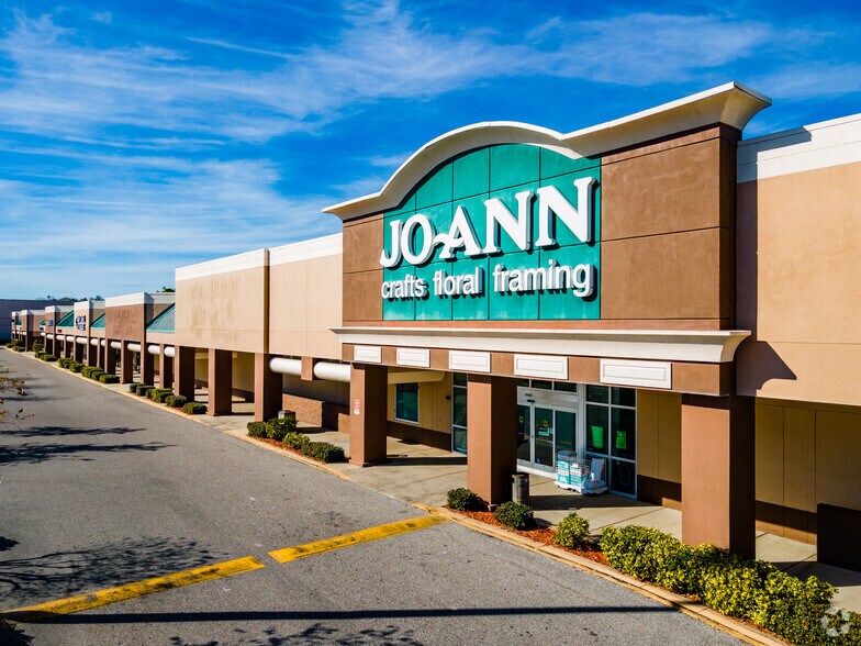 More Photos Of 10017 US Highway 19 S, Port Richey Unknown For Lease