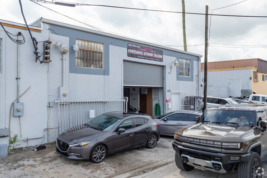 More Photos Of 4305-4325 E 11th Ave, Hialeah Warehouse For Sale