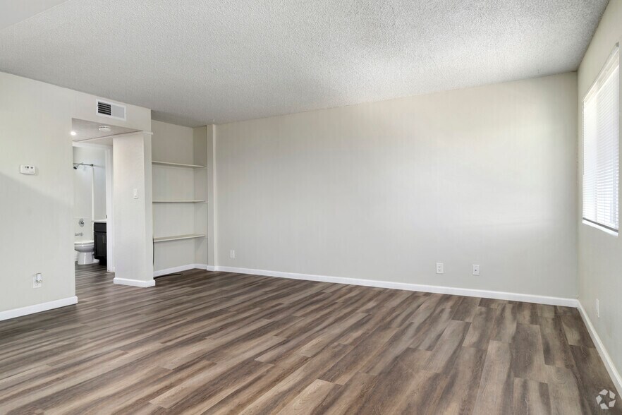 More Photos Of 1301 Stardust St, Reno Apartments For Sale