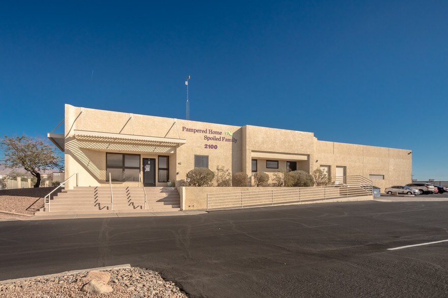 More Photos Of 2100 College Dr, Lake Havasu City Warehouse For Sale