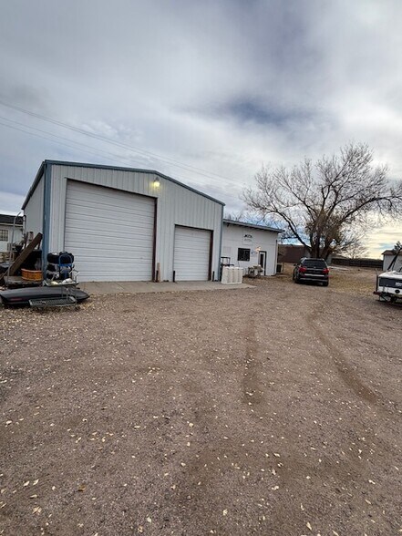 More Photos Of 4397 Platte Ave, Sedalia Warehouse For Lease