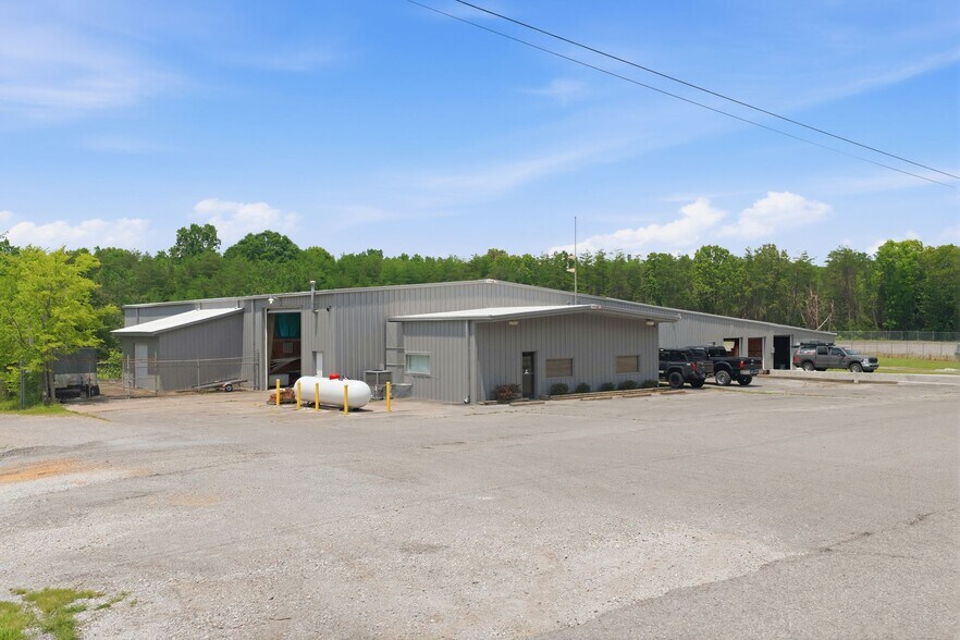 More Photos Of 7612 Drag Strip Rd, Fairview Industrial For Sale