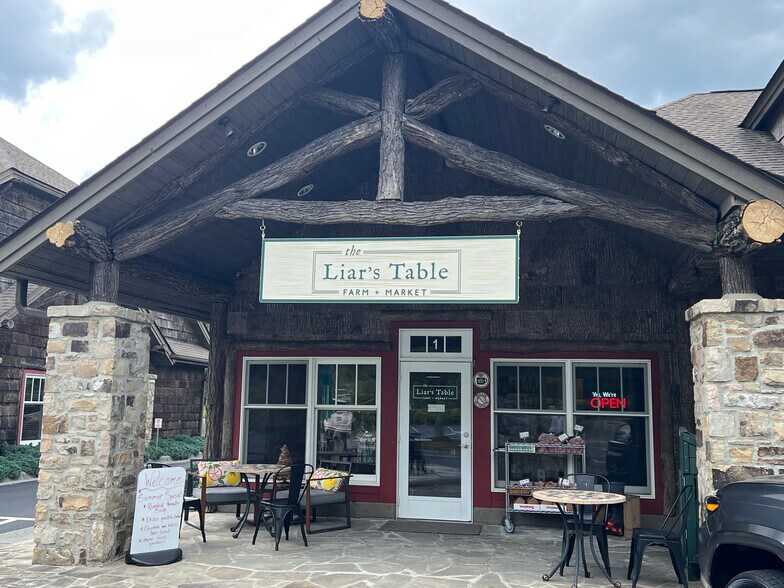 More Photos Of 8060 N US Highway 19E, Elk Park Restaurant For Sale