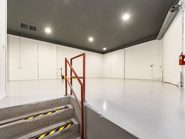 More Photos Of 2051 Range Rd, Clearwater Distribution For Sale