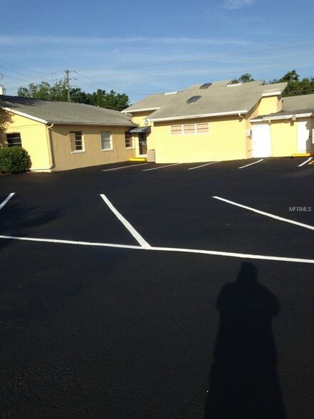 More Photos Of 407 Lake Howell Rd, Maitland Medical For Sale