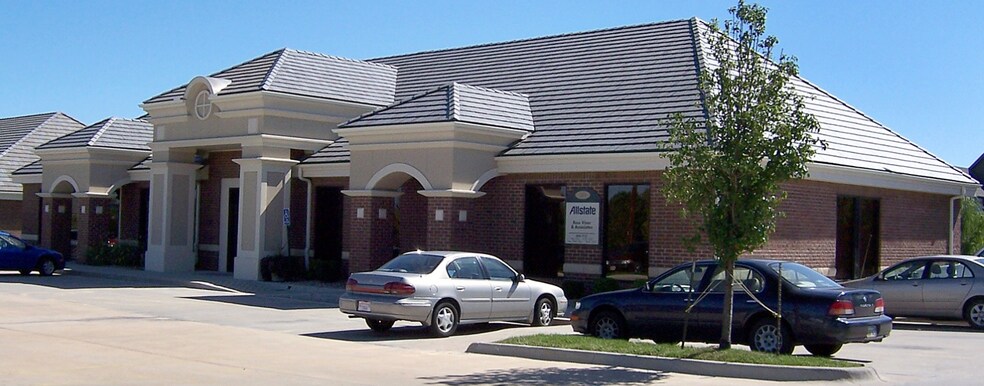 More Photos Of 10333 E 21ST St N, Wichita Loft Creative Space For Lease