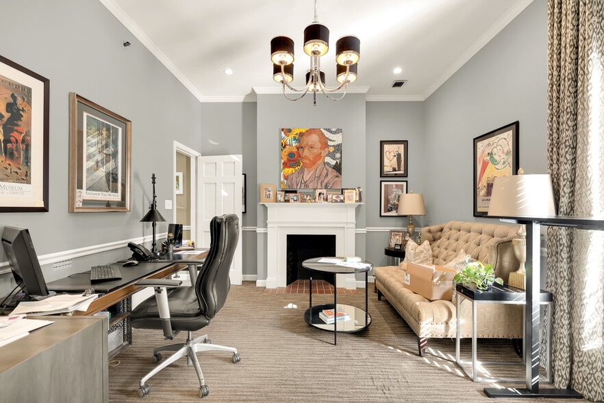 More Photos Of 228 S Washington St, Alexandria Loft Creative Space For Sale