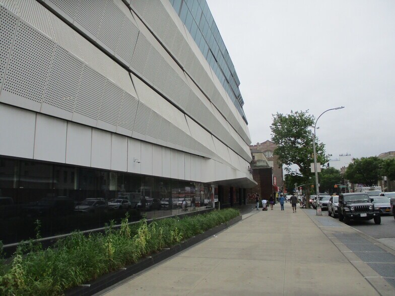 More Photos Of 101 Pennsylvania Ave, Brooklyn Medical For Lease