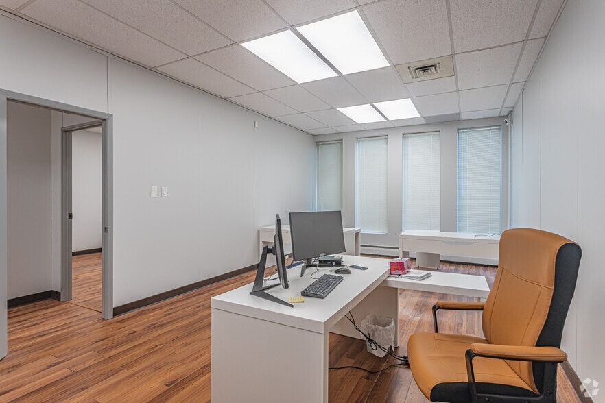 More Photos Of , Edmonton Unknown For Sale