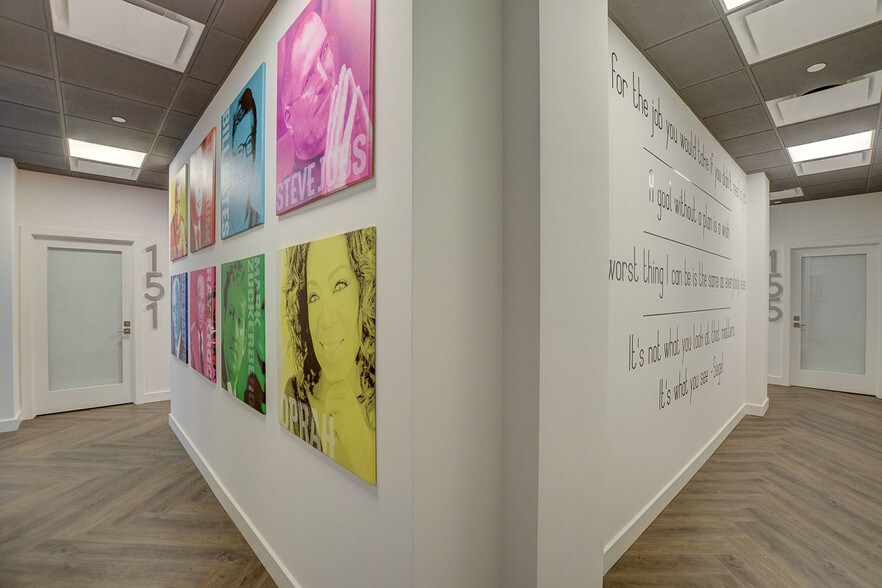 More Photos Of 3790 Paradise Rd, Las Vegas Office For Lease