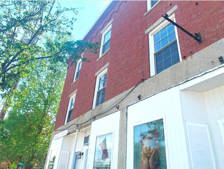 More Photos Of 115 Main St, Winterport Apartments For Lease