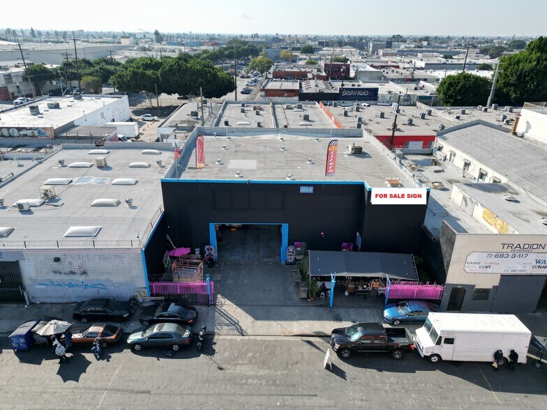 Primary Photo Of 1154 E 11th St, Los Angeles Showroom For Sale