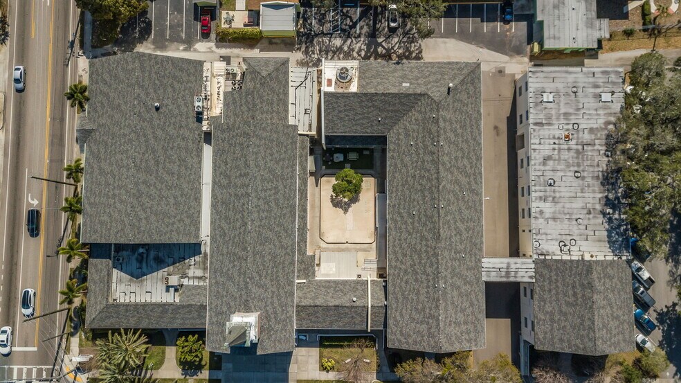 More Photos Of 411 Turner St, Clearwater Religious Facility For Lease