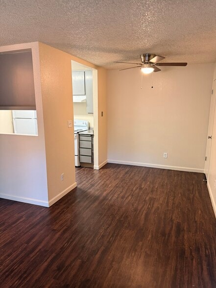 More Photos Of 302 W Pleasant St, Coalinga Apartments For Sale