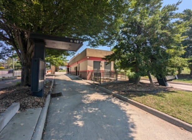 More Photos Of 2901 Candlers Mountain Rd, Lynchburg Fast Food For Sale