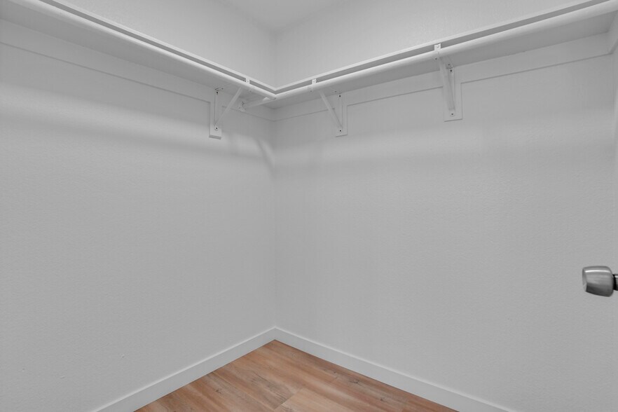 More Photos Of 519 South St, Glendale Apartments For Sale