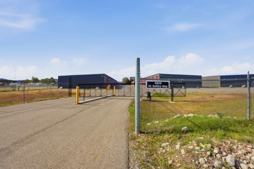 More Photos Of 6829 Seltice #202 203 204 205 206 way, Post Falls Warehouse For Sale