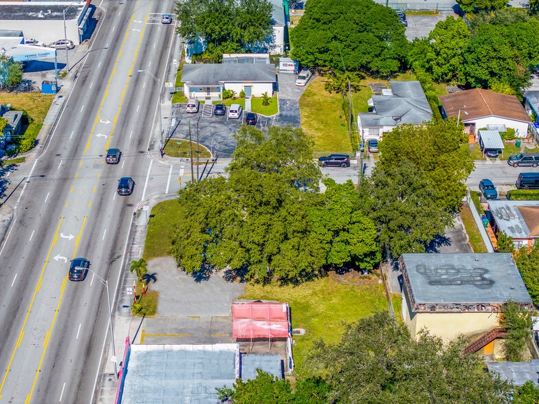 More Photos Of 5235 NW 7th Ave, Miami General Retail For Sale