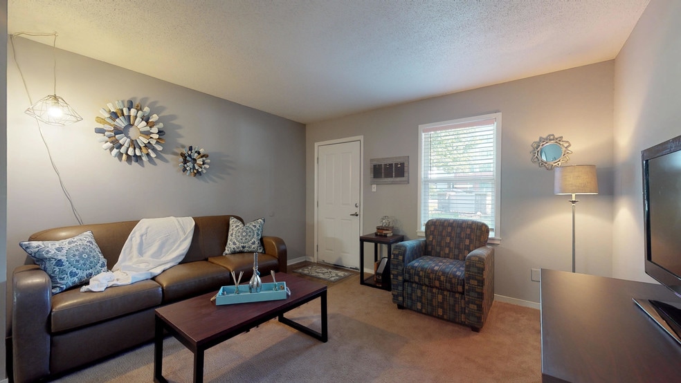 More Photos Of 301 E 12th St, Greenville Apartments For Sale