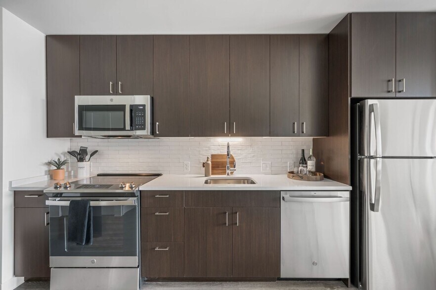 More Photos Of 50 Prospect St, Somerville Apartments For Lease