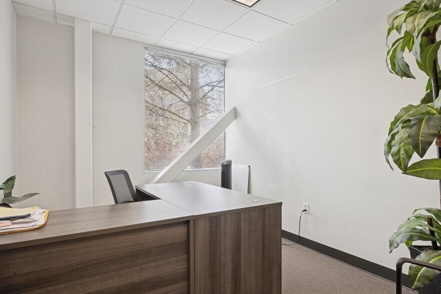 More Photos Of 4179 S Riverboat Rd, Salt Lake City Office For Lease