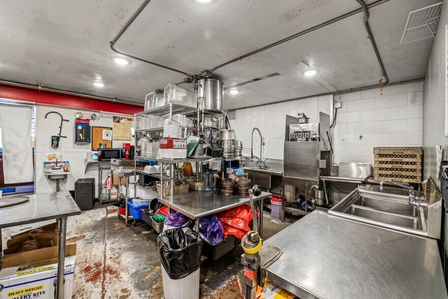 More Photos Of 1117 Lincoln Ave, Steamboat Springs Freestanding For Sale