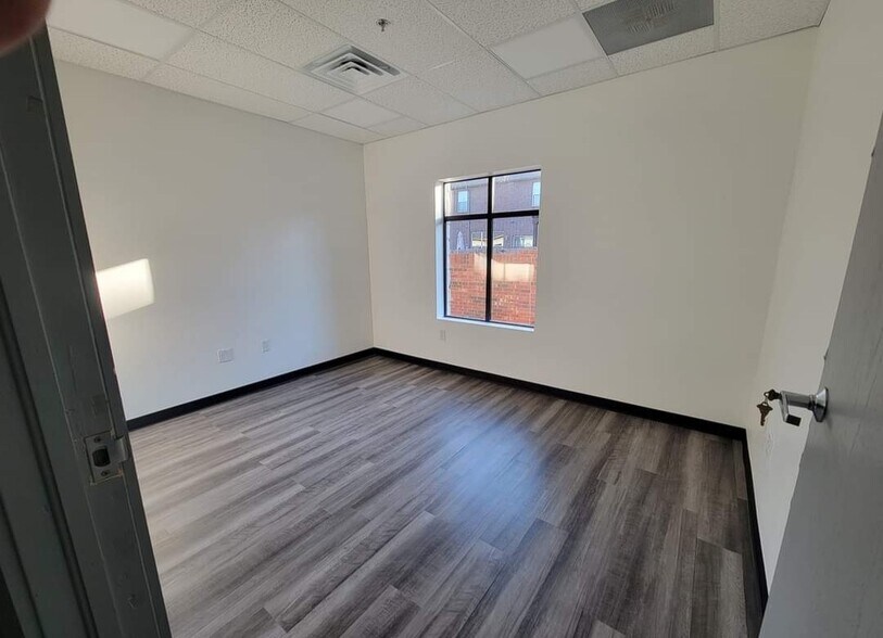 More Photos Of MacArthur Blvd & Vista Ridge Mall Dr, Lewisville Unknown For Lease