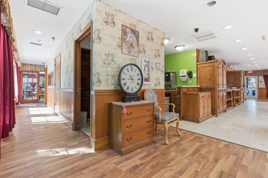 More Photos Of 7435 Plathe Rd, New Port Richey Assisted Living For Sale