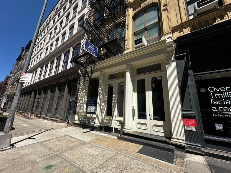 Primary Photo Of 94 Reade St, New York Apartments For Lease