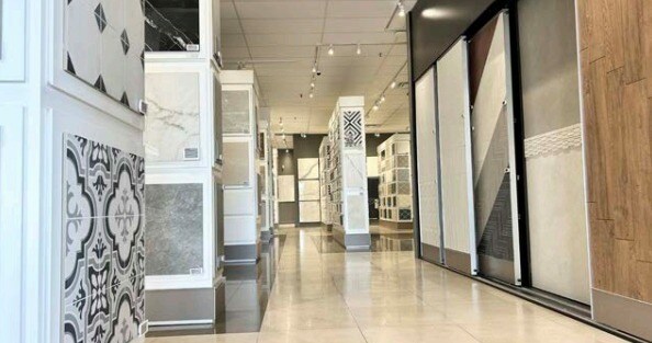 More Photos Of 1020 Lawrence Ave W, Toronto Showroom For Lease