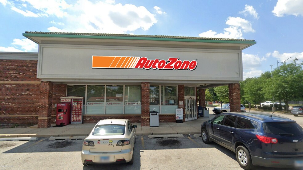 More Photos Of 700 W Irving Park Rd, Bensenville Freestanding For Sale