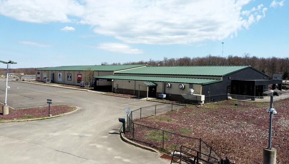 More Photos Of 1171 Main St, Gouldsboro Sports And Entertainment For Sale