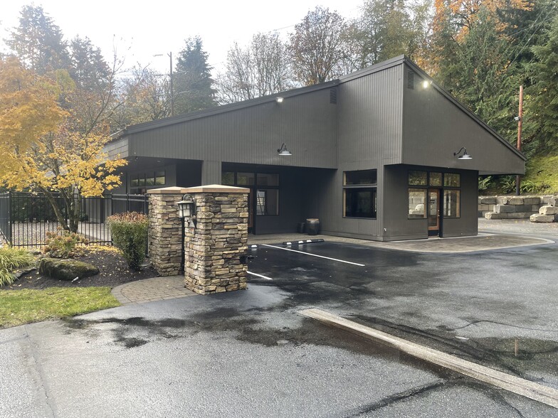 Primary Photo Of 1705 Newport Way NW, Issaquah Freestanding For Lease