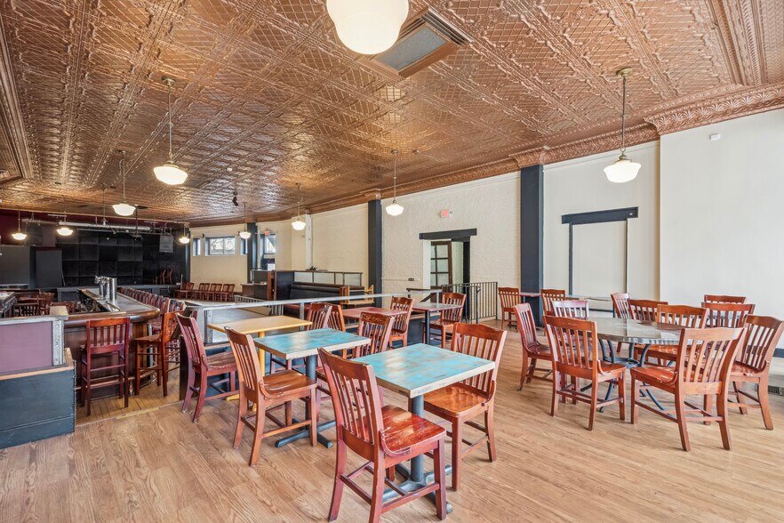 More Photos Of 7165 Germantown Ave, Philadelphia Restaurant For Lease