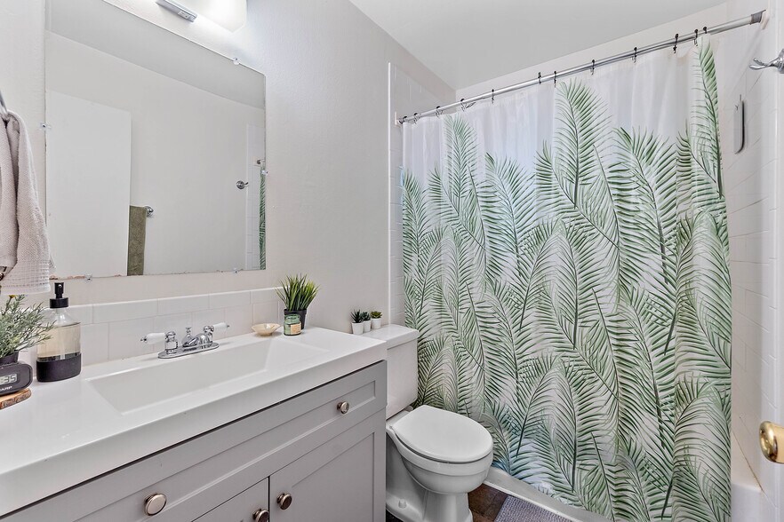 More Photos Of 816-818 SE Nehalem St, Portland Manufactured Housing Mobile Home Park For Sale