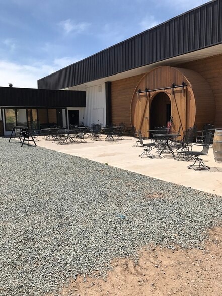 More Photos Of 27489 US Highway 70, Glencoe Showroom For Sale