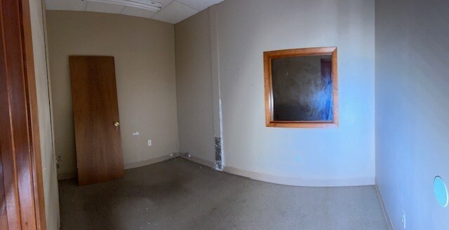 More Photos Of 2770 N Douglass St, Malden Storefront Retail Office For Sale