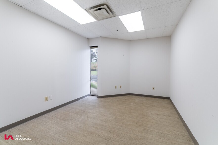 More Photos Of 4938 S Atlanta Rd SE, Atlanta Warehouse For Lease