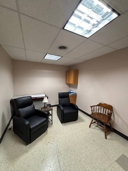 More Photos Of 225 Erdman St, Bangor Freestanding For Lease