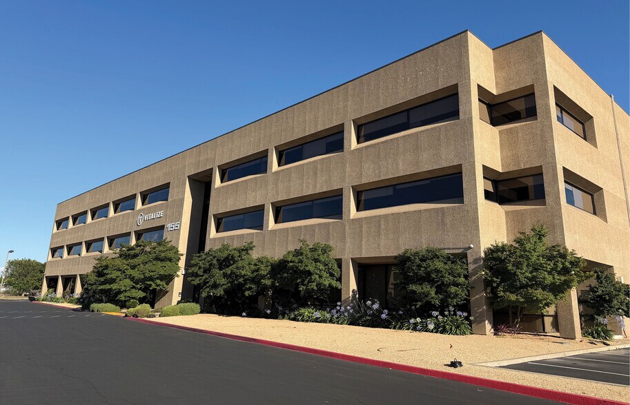 Primary Photo Of 155 E Shaw Ave, Fresno Office For Lease