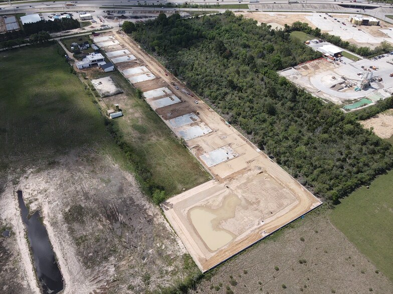 More Photos Of 25540 Zube Road, Hockley Unknown For Lease