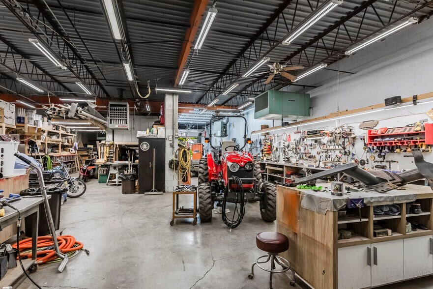 More Photos Of 600-606 Sherrill Rd, Sherrill Storefront For Sale