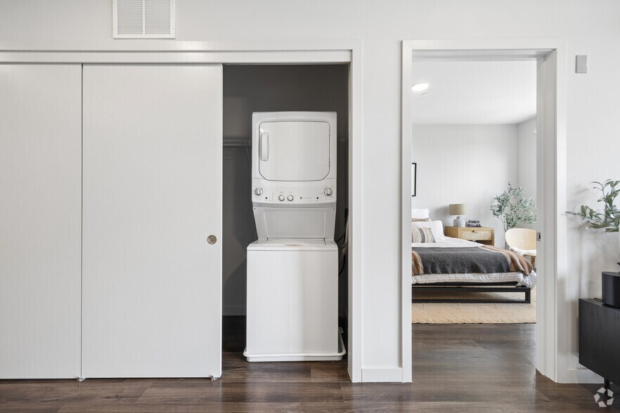 More Photos Of 10 Monroe St, Norwalk Apartments For Lease