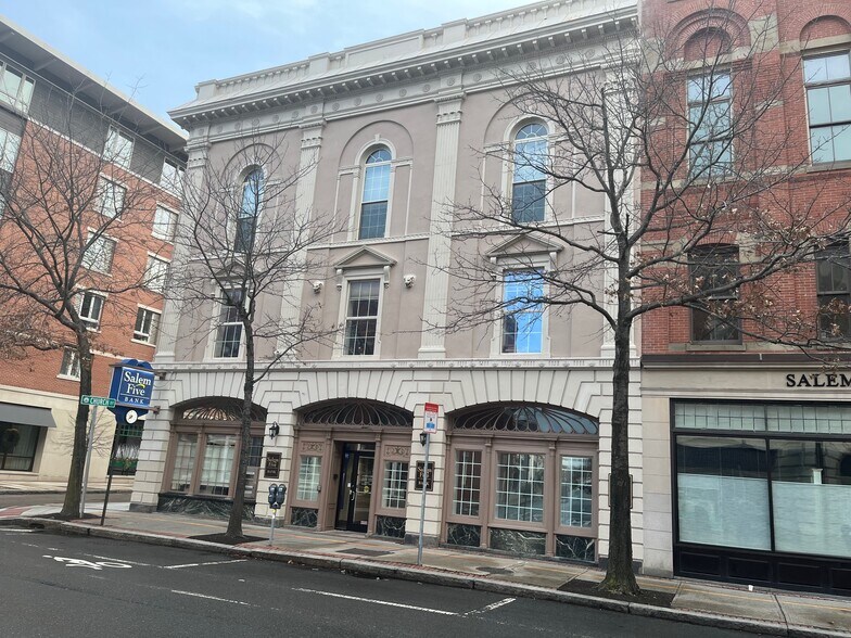 More Photos Of 71 Washington St, Salem Bank For Lease